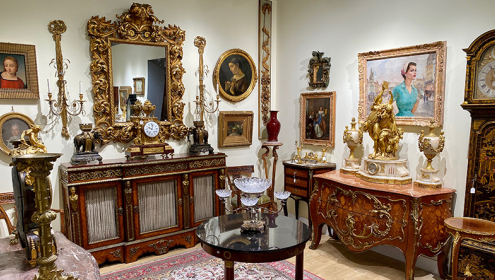 French Antique Room