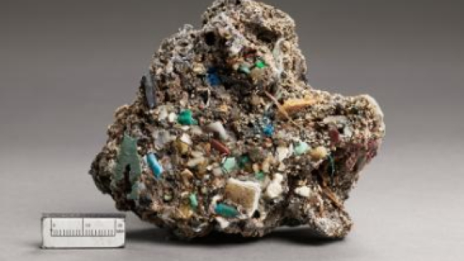 A plastiglomerate – a rock that consist of sedimentary grains and other natural debris – all held together by plastic.