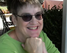 Virginia Van Vliet Headshot.jpg