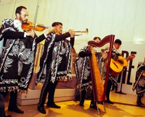 Mariachi Los Gallos