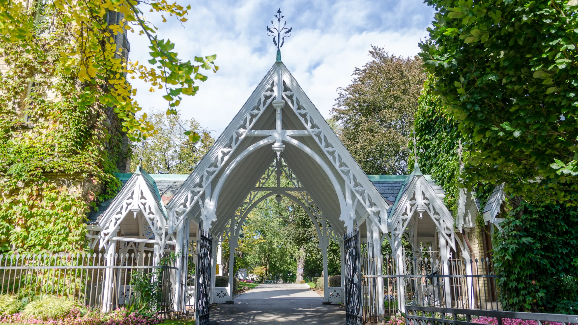 Necropolis Gates