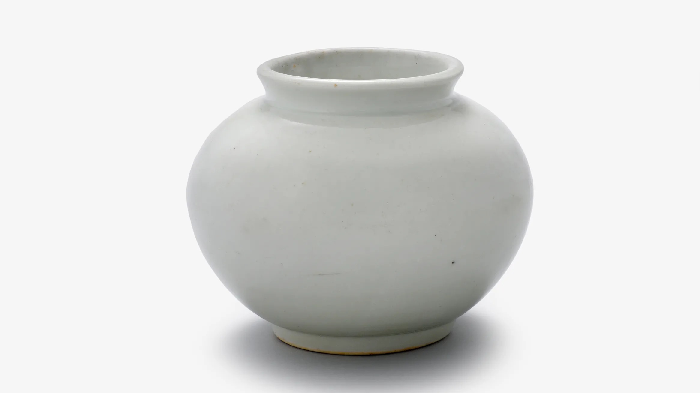 White Porcelain Jar 백자 호, Korea, early 20th century, 983.146.6.