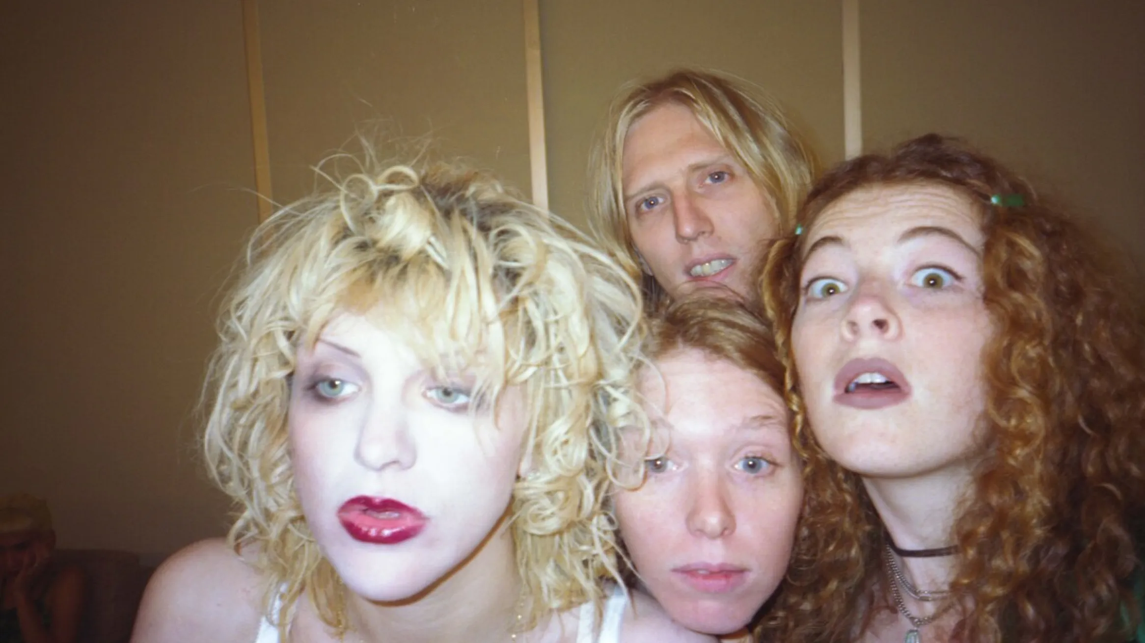 Image credit: Melissa Auf der Maur. Self-Portrait with Hole, Lollapalooza, USA, 1995, 1995. © Melissa Auf der Maur.