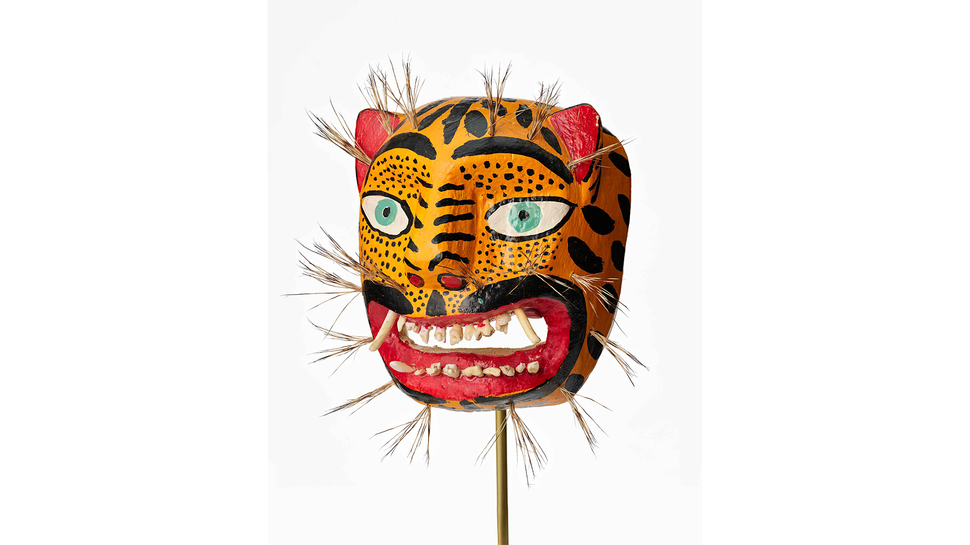 Mask in shape of a tiger